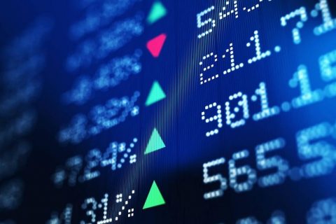 XTB rebaja comisiones en acciones y ETF